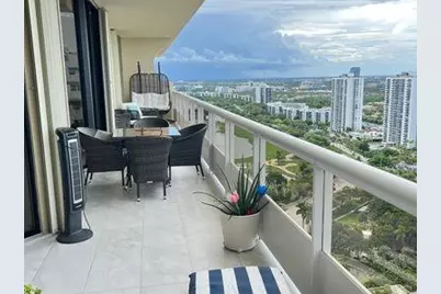 20191 E Country Club Drive #PH5, Aventura, FL 33180 - Photo 5