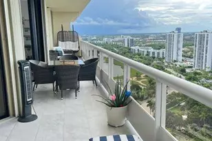 20191 E Country Club Dr, Aventura, FL 33180 - Photo 5