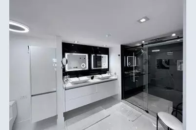 20191 E Country Club Drive #PH5, Aventura, FL 33180 - Photo 17