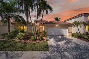 4042 Pinewood Ln, Weston, FL 33331 - Photo 11