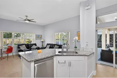 4042 Pinewood Lane, Weston, FL 33331 - Photo 23