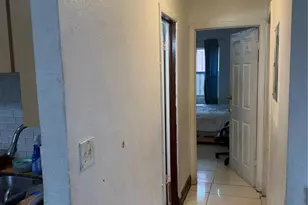 1028 NW 24th St, Miami, FL 33127 - Photo 9