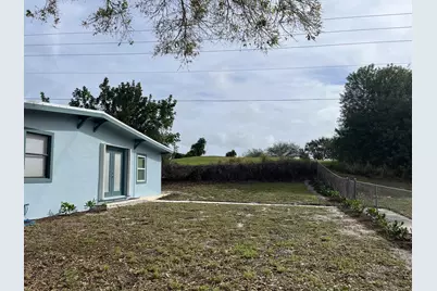 202 Southern Avenue, Fort Pierce, FL 34950 - Photo 3