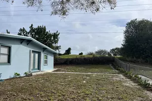 202 Southern Ave, Fort Pierce, FL 34950 - Photo 3