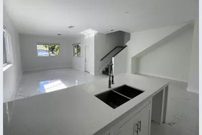 536 NW 13th Avenue, Fort Lauderdale, FL 33311 - Photo 21