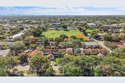 3585 Simms Street, Hollywood, FL 33021 - Photo 37