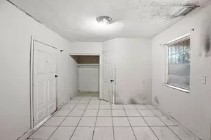 4925 E 9th Ct, Hialeah, FL 33013 - Photo 21