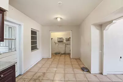 4925 E 9th Court, Hialeah, FL 33013 - Photo 3