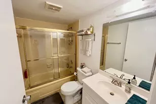 7610 NW 18th St, Margate, FL 33063 - Photo 9