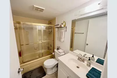 7610 NW 18th Street #305, Margate, FL 33063 - Photo 9