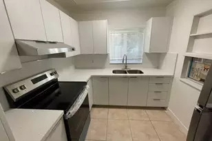 2753 NE 32nd St, Fort Lauderdale, FL 33306 - Photo 3