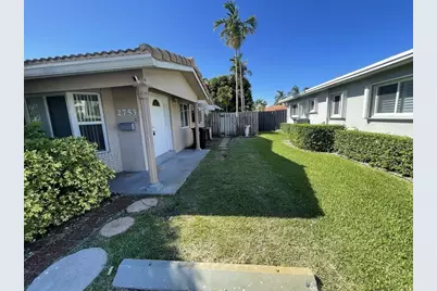 2753 NE 32nd Street, Fort Lauderdale, FL 33306 - Photo 1