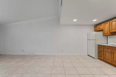 7110 Southgate Boulevard, Tamarac, FL 33321 - Photo 11