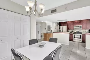 2551 N 40th Ave, Hollywood, FL 33021 - Photo 9