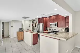 2551 N 40th Ave, Hollywood, FL 33021 - Photo 11