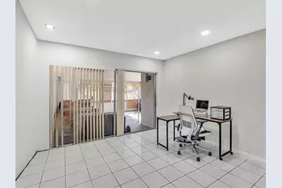 2551 N 40th Avenue #2551, Hollywood, FL 33021 - Photo 33