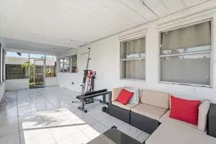 3300 NW 33rd Ct, Lauderdale Lakes, FL 33309 - Photo 17