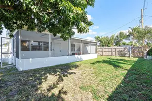 3300 NW 33rd Ct, Lauderdale Lakes, FL 33309 - Photo 19