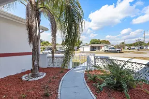 3300 NW 33rd Ct, Lauderdale Lakes, FL 33309 - Photo 23