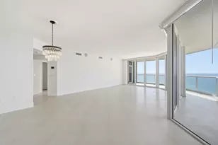 6051 N Ocean Dr, Hollywood, FL 33019 - Photo 7
