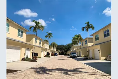 826 SE 4th Court, Deerfield Beach, FL 33441 - Photo 3