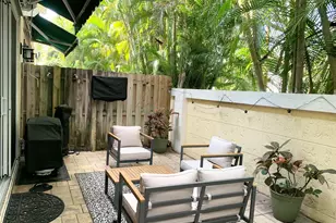 826 SE 4th Ct, Deerfield Beach, FL 33441 - Photo 17