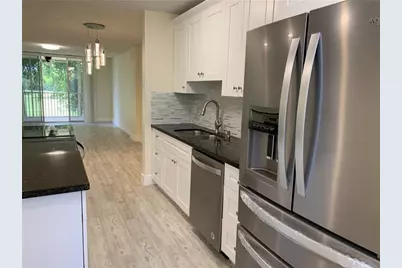 250 Jacaranda Drive #203, Plantation, FL 33324 - Photo 3