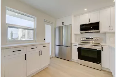 201 N Ocean Boulevard #207, Pompano Beach, FL 33062 - Photo 7