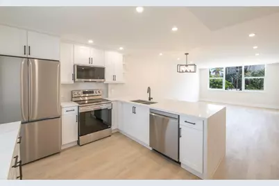 201 N Ocean Boulevard #207, Pompano Beach, FL 33062 - Photo 5