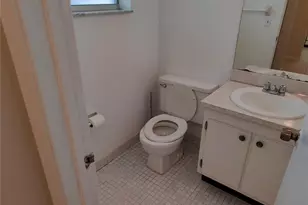 606 SW Natura Blvd, Deerfield Beach, FL 33441 - Photo 3