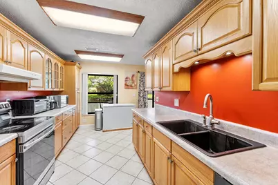 3051 NW 48th Avenue #808, Pompano Beach, FL 33063 - Photo 23
