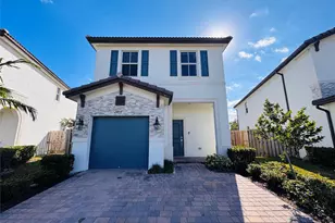 2437 NW 131st Cir, Miami, FL 33167 - Photo 1