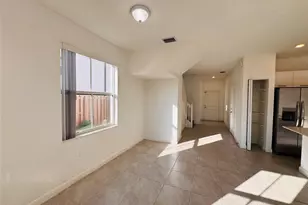 2437 NW 131st Cir, Miami, FL 33167 - Photo 5