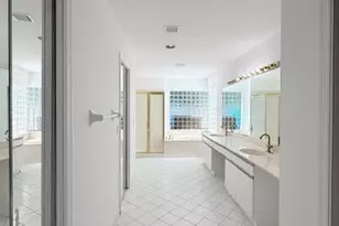 4853 NW 66th Ave, Lauderhill, FL 33319 - Photo 13