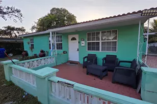 512 N 70th Way, Hollywood, FL 33024 - Photo 11