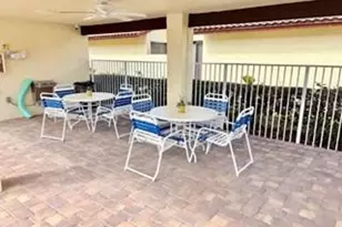 7004 Golf Pointe Cir, Tamarac, FL 33321 - Photo 45