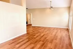 7004 Golf Pointe Cir, Tamarac, FL 33321 - Photo 19