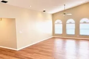 7004 Golf Pointe Cir, Tamarac, FL 33321 - Photo 17