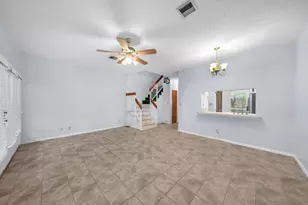 207 E Hemingway Cir, Margate, FL 33063 - Photo 9