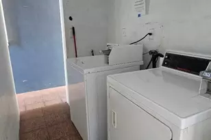 1290 NE 142nd St, Miami, FL 33161 - Photo 7