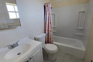1290 NE 142nd St, Miami, FL 33161 - Photo 5