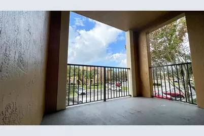 7950 N Nob Hill Road, Tamarac, FL 33321 - Photo 9