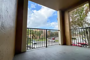 7950 N Nob Hill Rd, Tamarac, FL 33321 - Photo 9