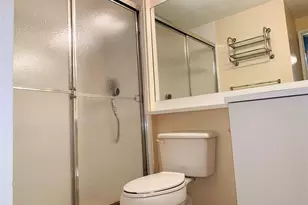 7950 N Nob Hill Rd, Tamarac, FL 33321 - Photo 15