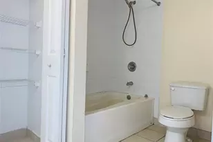 7950 N Nob Hill Rd, Tamarac, FL 33321 - Photo 13