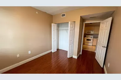 7950 N Nob Hill Road, Tamarac, FL 33321 - Photo 17