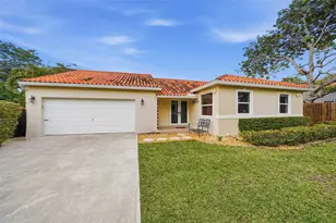 16921 SW 92nd Ct, Miami, FL 33157 - Photo 7