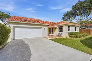 16921 SW 92nd Ct, Palmetto Bay, FL 33157 - Photo 1