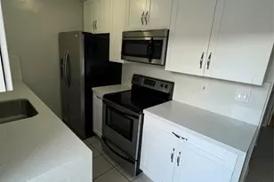 5891 NE 18th Ave, Fort Lauderdale, FL 33334 - Photo 5