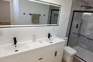 607 N Golf Dr, Hollywood, FL 33021 - Photo 9